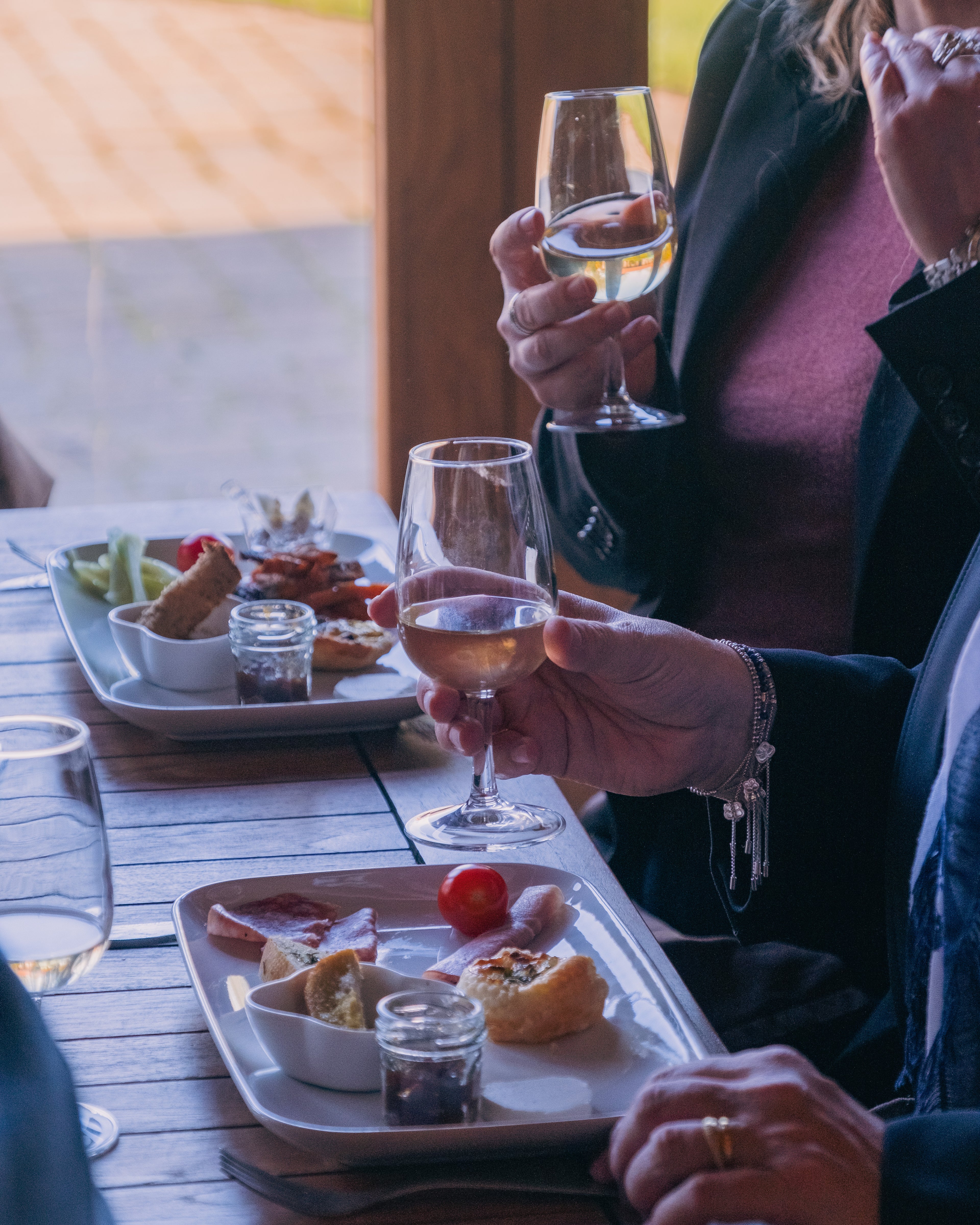 Winter winery tours & tastings